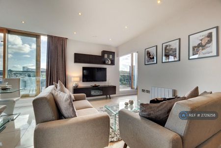 2 bedroom penthouse to rent - Photo 3