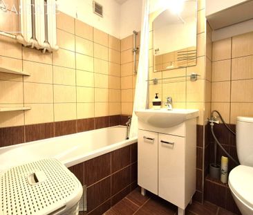 Warszawa, Praga-Południe, Warszawa, Praga-Południe, Aleja Stanów Zj... - Photo 5