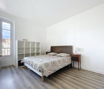 Location Appartement 3 pièces 84m² NICE 06300 - Photo 3