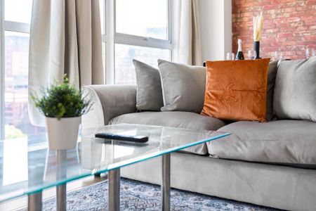 2 bedroom serviced apartment to rent - Photo 5