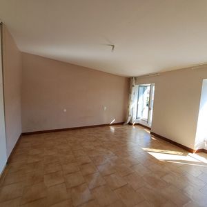 Location appartement 3 pièces, 75.82m², Limoux - Photo 2