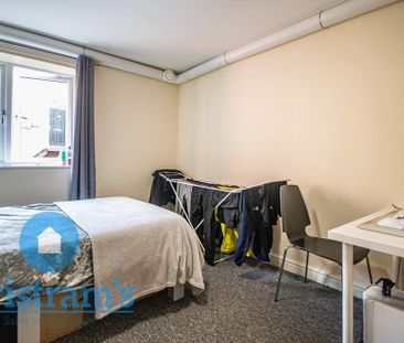 4 bedroom house share to rent - Photo 2