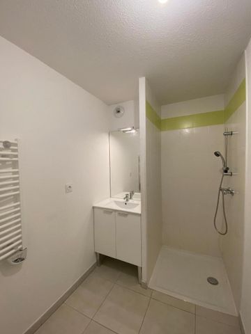 Location Appartement 3 pièces 55m² BEZIERS 34500 - Photo 4