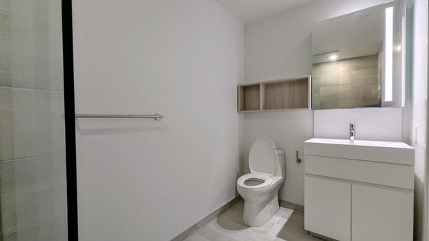 For Lease - 39 Mary Street Unit# 806, Barrie, Ontario - Photo 1