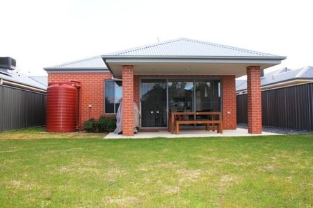 37 Gabrielle Court - Photo 3