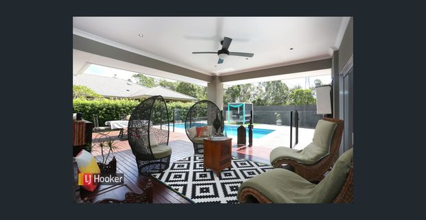 MAGNIFICENT FAMILY HOME WITH LUXURY FINISHES & RESORT-STYLE POOL - Photo 1