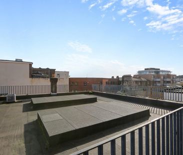 Flat To Let - Photo 2