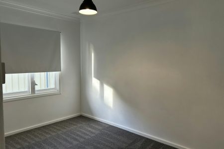 8 Oleander Crescent - Photo 4