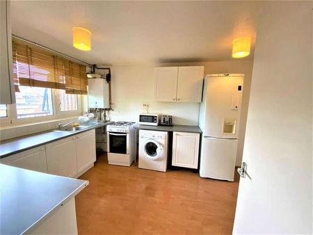 Throckmorton Road, Canning Town, E16 - Photo 4