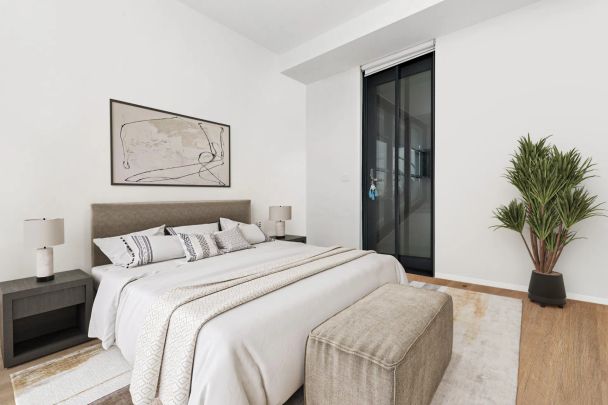 Live the High Life! Spacious 10th-Floor Apartment with Sweeping City & Bay Views - Photo 1