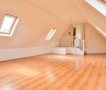 2 bedroom penthouse to rent - Photo 1