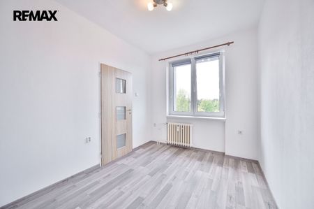 Pronájem bytu 3+1 v osobním vlastnictví 64 m², Aš - Photo 5