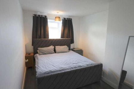 Woodland Road, Hinckley, Leicestershire, LE10 - Photo 2