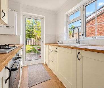 End Of Terrace House to rent - West View Road, Swanley, BR8 - Photo 3