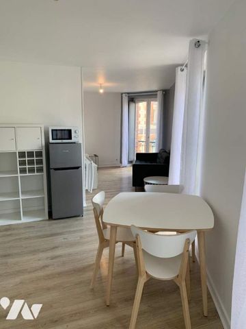 T2 - 2 Piece(s) - 38 M2 - Photo 3