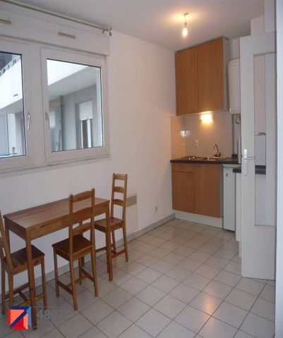 Location appartement 1 pièce 24.62 m² à Cluses (74300) 5 - Photo 3