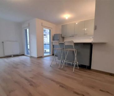 Appartement à louer 3 pièces 67.7m² - Photo 3