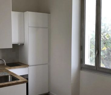 A Louer T2 de standing proche école de Kiné & Journalisme. - Photo 4