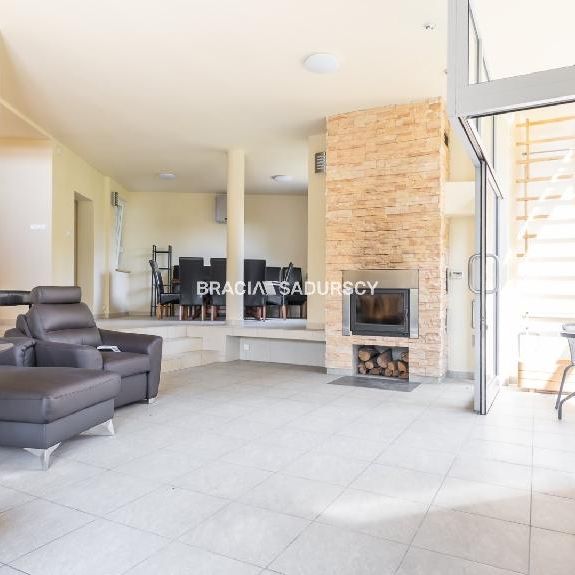 Dom Kraków Zwierzyniec powierzchnia 302.0 m² C206-WD-74810 - Photo 1