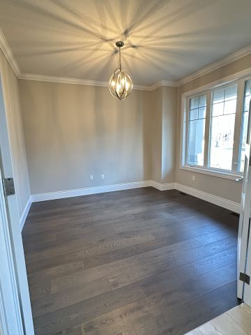 For Lease - 2283 Sovereign Street, Oakville, Ontario - Photo 3