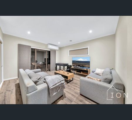 5 Charger Lane, Cranbourne East, Vic 3977 - Photo 5