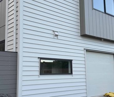 Brand New Home in Browns Bay - Zoned for Top Schools - Photo 4