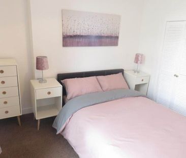 1 Bed Flat, Urquhart Road, AB24 - Photo 2