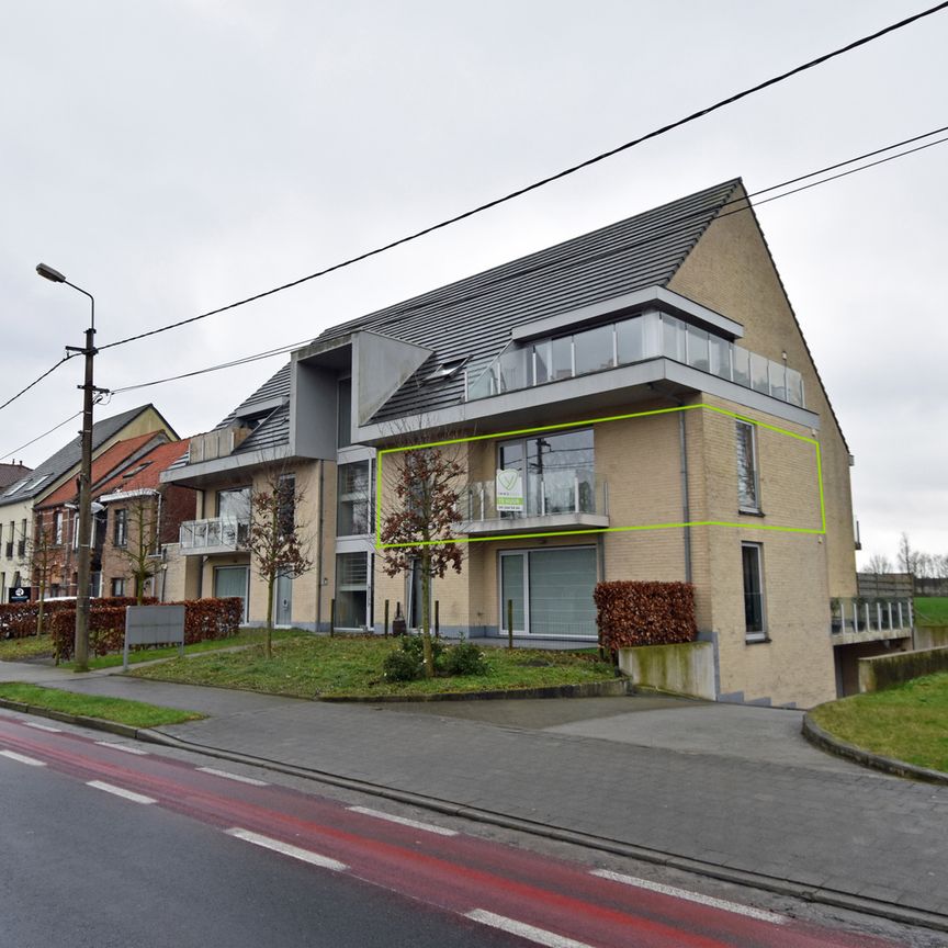 Prachtig appartement net buiten het centrum van Eeklo! - Photo 1