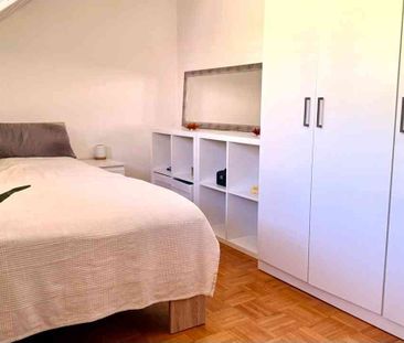 4 Zimmer, 118 m², 3. Stock - Photo 4