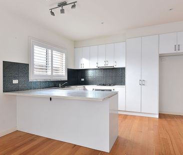 Low Maintenance Lifestyle - Photo 4