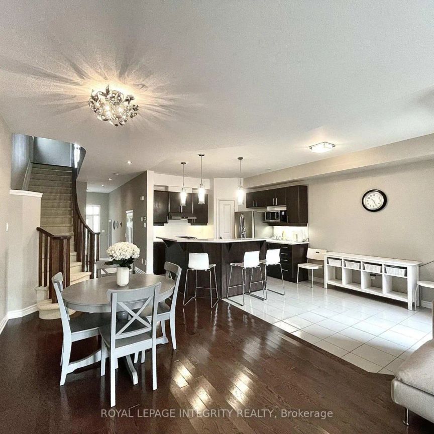 616 WHITECLIFFS AVENUE - Photo 1