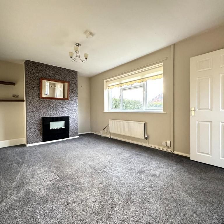 2 bedroom end of terrace house to rent - Photo 1