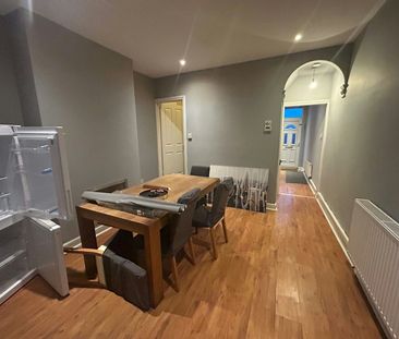 Terraced House to rent on - Photo 4