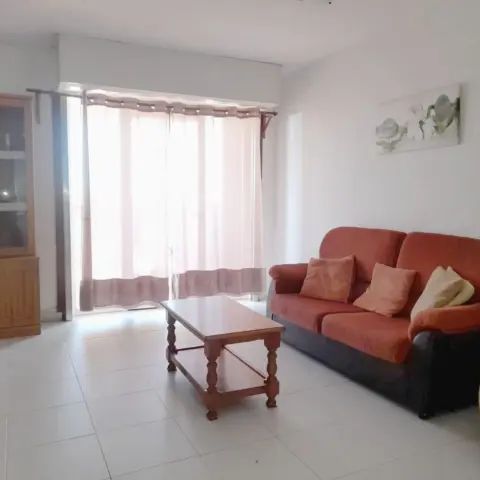 Piso en alquiler en Paseo Marítimo - Foto 1