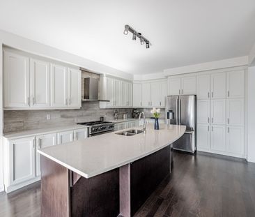For Lease - 3158 Carding Mill Trail Unit# Upper, Oakville, Ontario - Photo 5