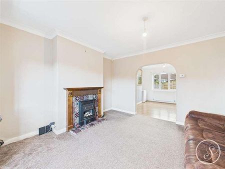 Henconner Gardens, Leeds, LS7 - Photo 5