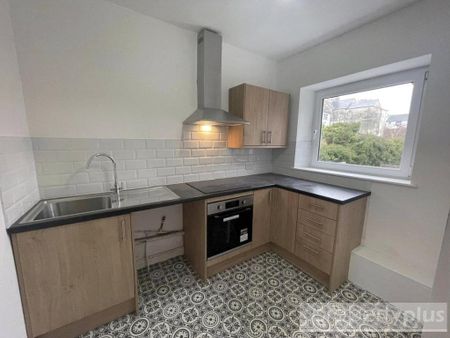 1 bedroom apartment to rent - Photo 4