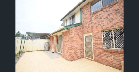 Solid Three Bedroom Townhouse In The Heart Of Canley Vale - Photo 3