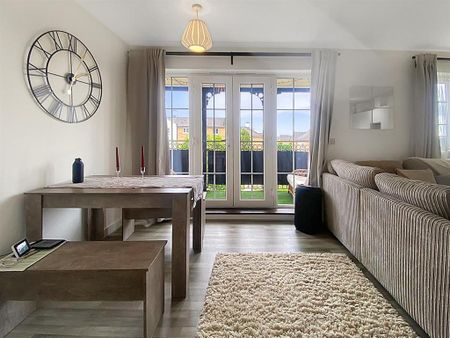 2 bedroom apartment to rent - Photo 4