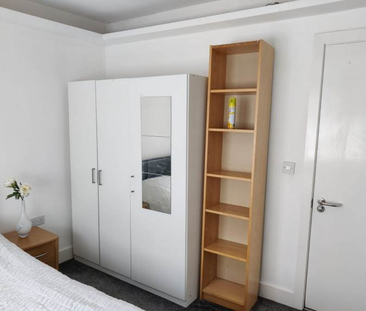 1 bedroom in a house share to rent - Photo 6