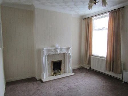 2 bedroom terraced house to rent - Photo 4