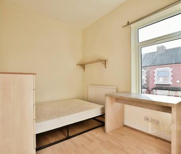 4 bedroom terraced house to rent - Photo 6