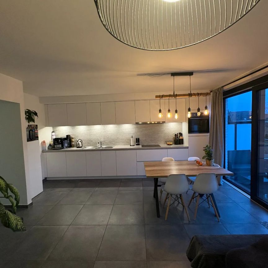 Te huur: Instapklaar appartement met garage – Marcel Windelstraat 17 bus 21 - Foto 1