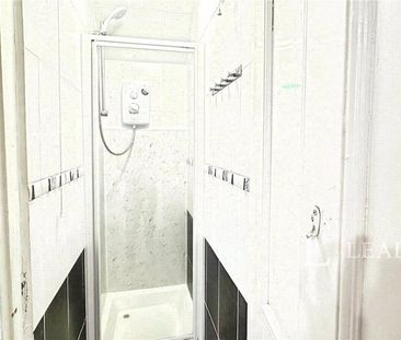 1 bedroom in a house share to rent - Photo 6