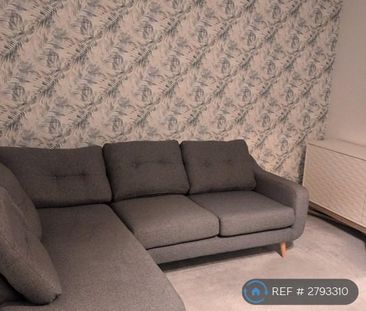 4 bedroom terraced house to rent - Photo 6