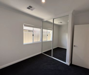 Brand New Modern Coastal Family Home - 8 Lighthouse Grove, Madora Bay - Photo 1