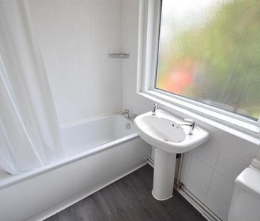 1 Bedroom Apartment To Let - Photo 6