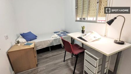 valencia, Valencian Community 46100 - Photo 3