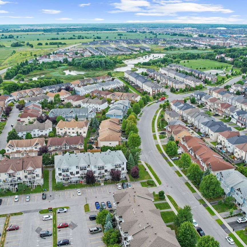 For Lease - 258 Meadowbreeze Drive, Kanata, Ontario - Photo 1