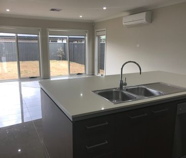 STUNNING NEAR NEW 4 BEDROOM FAMILY HOME IN A HIGHLY SOUGHT AFTER ES... - Photo 5